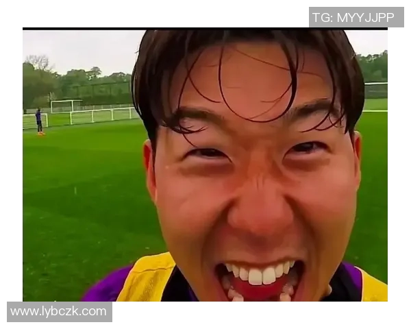 足球明星搞笑瞬间合集让你笑到停不下来的视频大赏